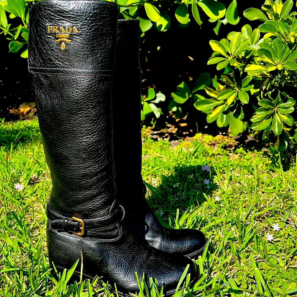 Prada riding boots in guc